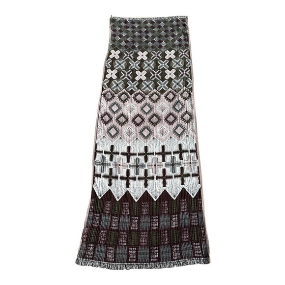 Etereo Rectangle & Multifunctional Geometric Scarf Fringe Trim - Picture 3 of 10